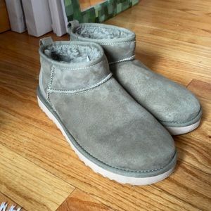 UGG ultra mini size 9 burnt olive